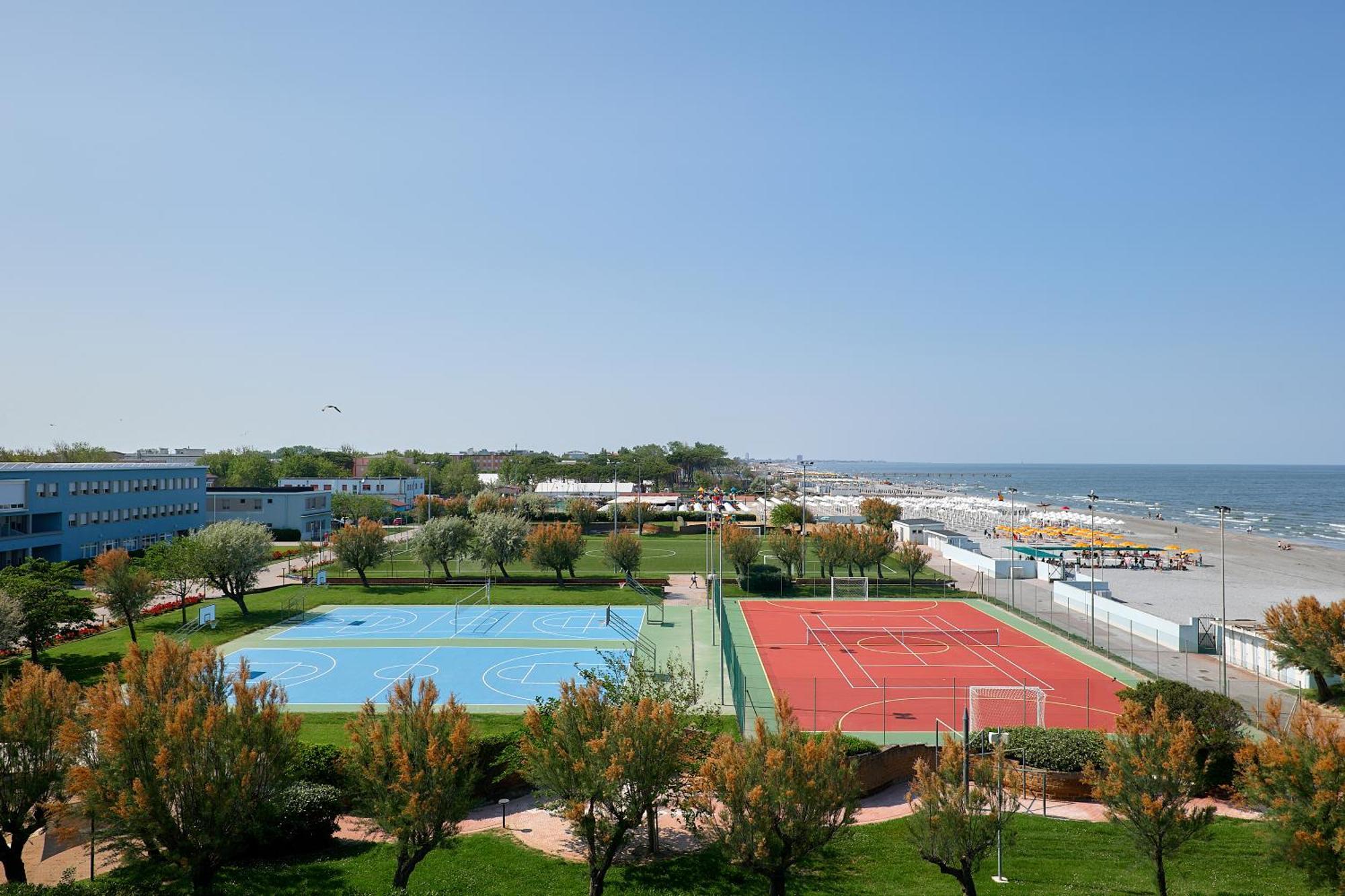 Solee, Family Holidays & Hostelling Cesenatico Exterior foto